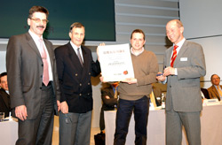 4-ehrung-mitglieder.jpg (19421 Byte)